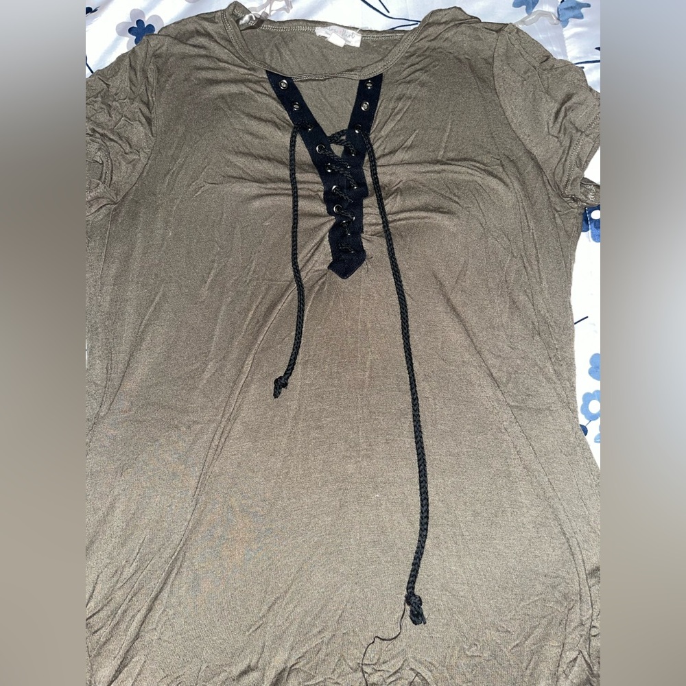 Ultra flirt cross top